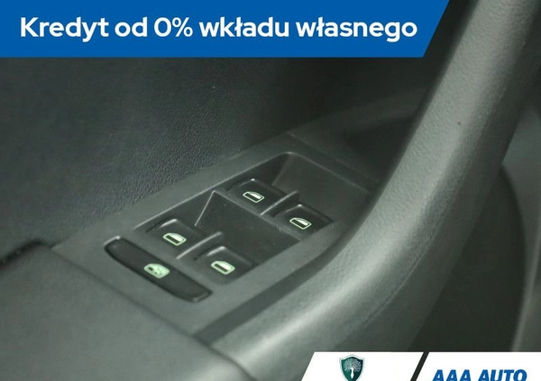 Skoda Octavia cena 38000 przebieg: 167386, rok produkcji 2014 z Tuchola małe 172